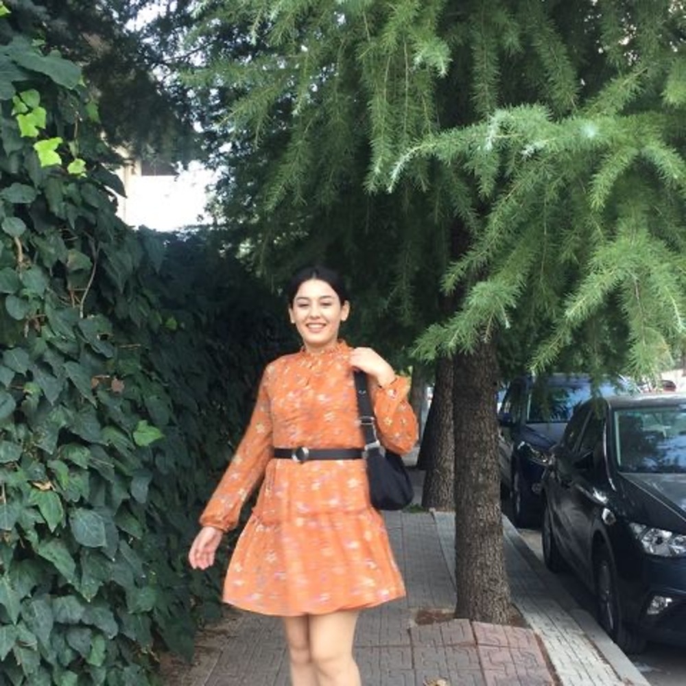 Meet your Posher, Gizem